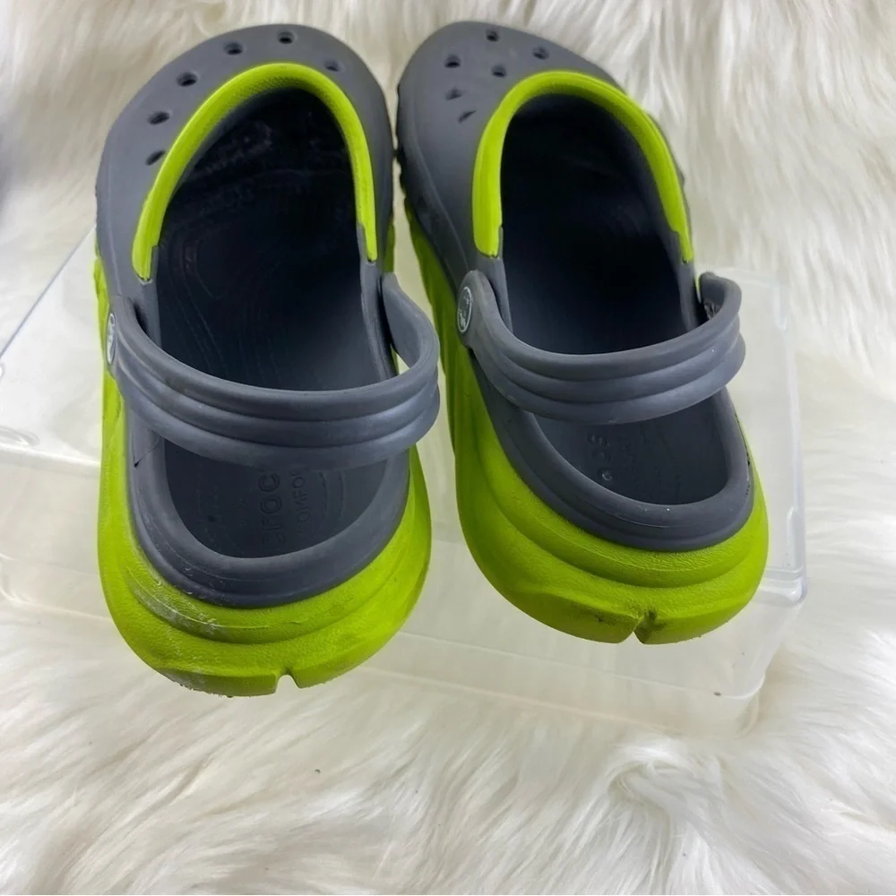 CROCS UNISEX GRAY-GREEN DUET MAX CLOG SHOES SIZE 10M 12W
